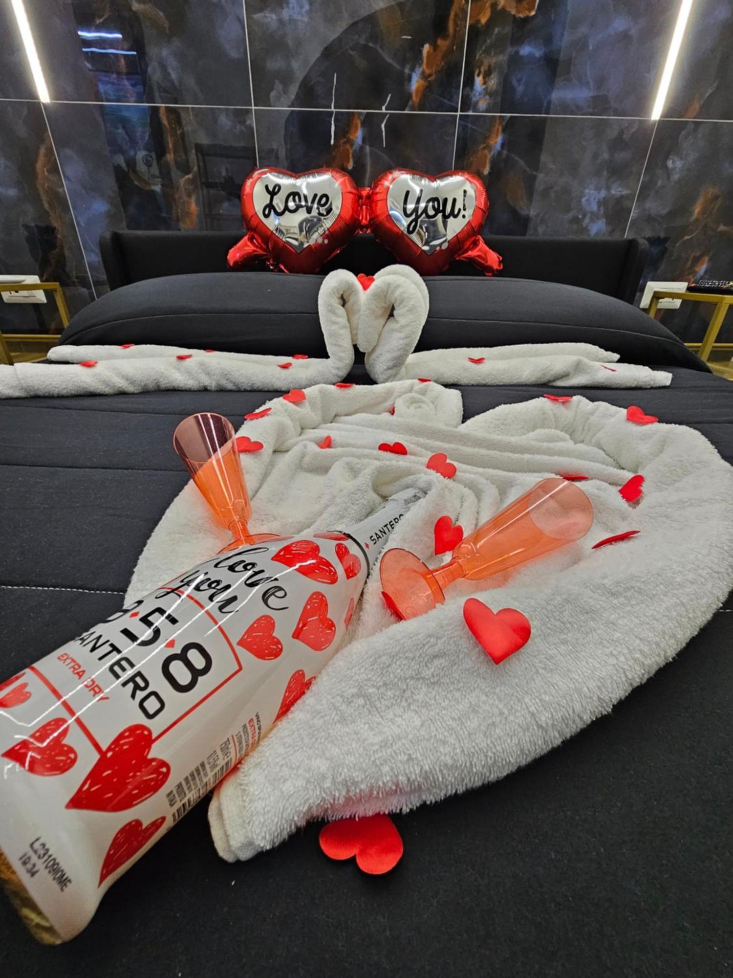 La Dimora Di Pulcinella Apartment Napoli Bagian luar foto